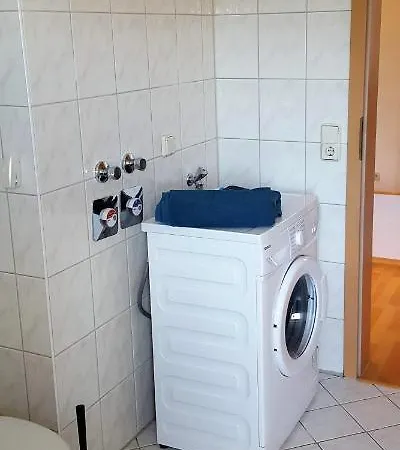 In Der Nahe Von Leipzig - Mit Balkon Und Wlan Apartament